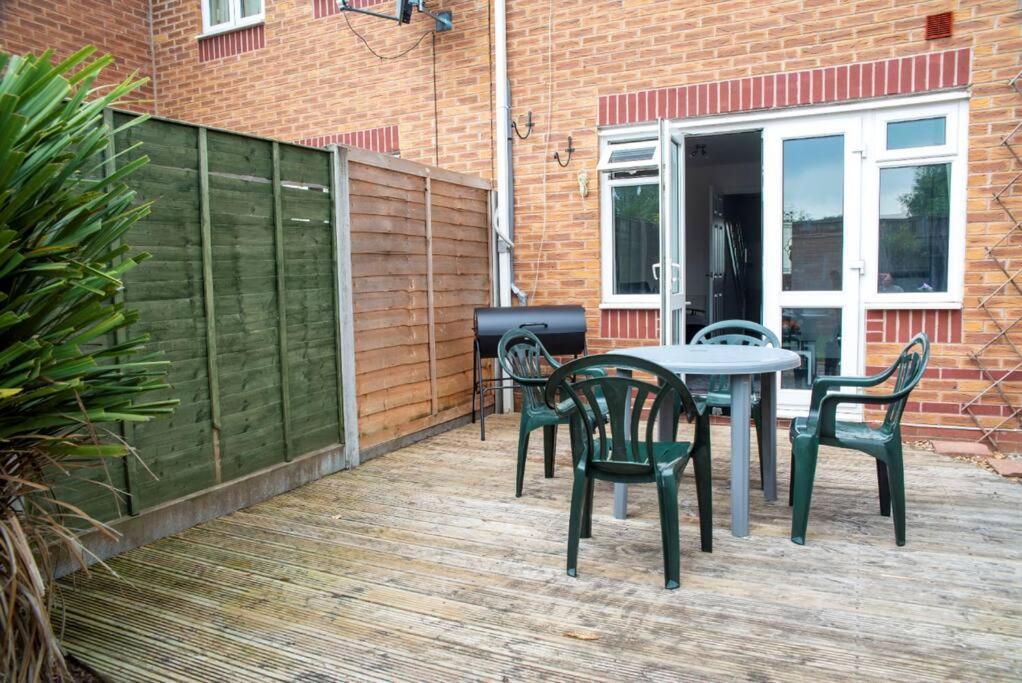 Daimler House - Cosy Home Near Coventry City Centre Екстер'єр фото