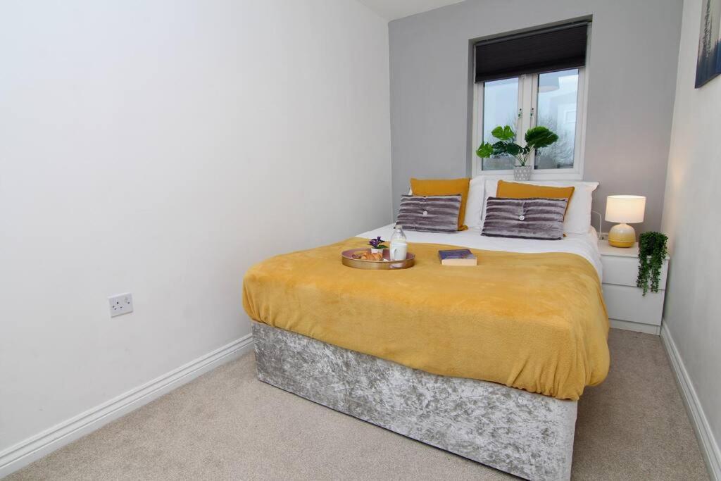 Daimler House - Cosy Home Near Coventry City Centre Екстер'єр фото