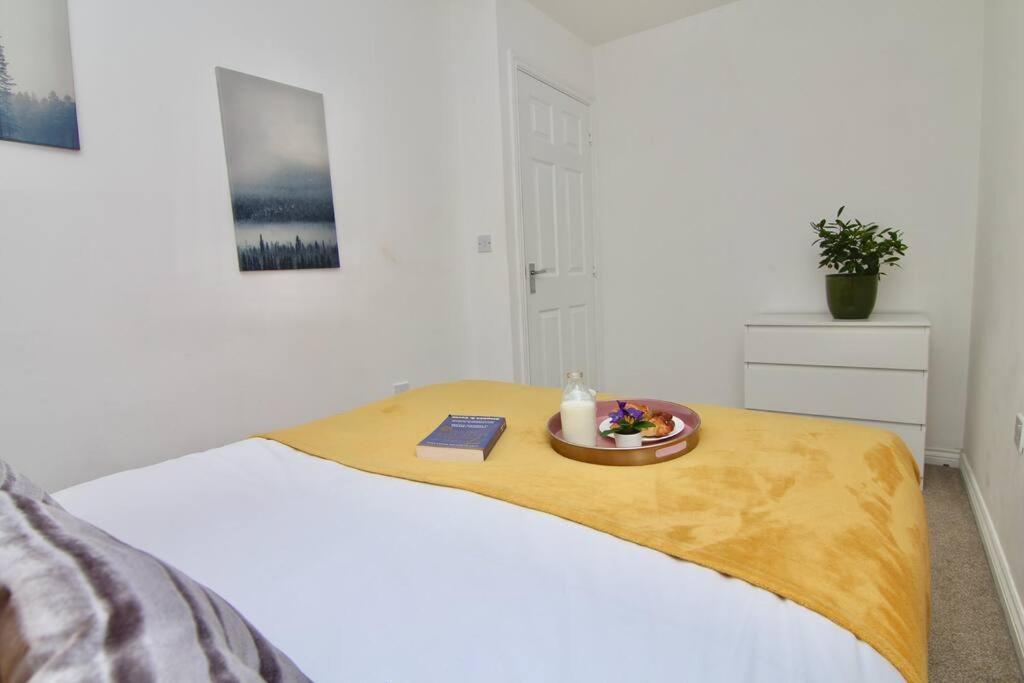 Daimler House - Cosy Home Near Coventry City Centre Екстер'єр фото